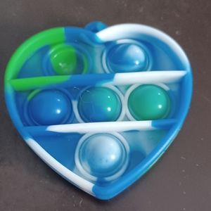 Fidget heart keychain